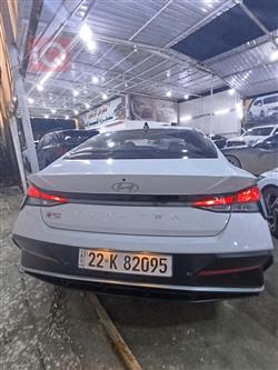 هیوندای ئەلەنترا